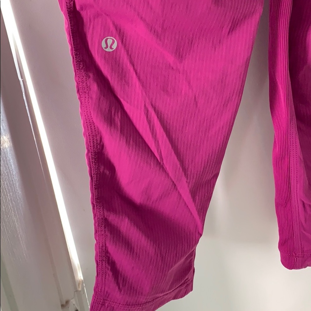 Lululemon magenta joggers